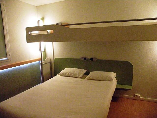 ibis Montauban
