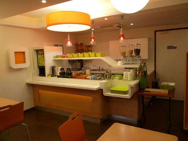 ibis Montauban