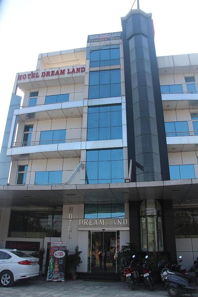 Hotel Dreamland
