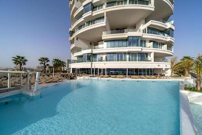 فایو جمیرا ویلج