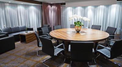 هالیدی این الماتی