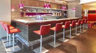 هالیدی این الماتی