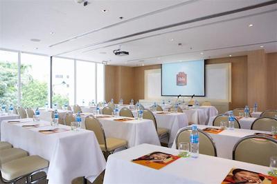 آیبیس بانکوک ساتورن