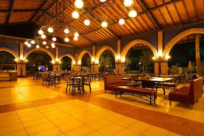 فان سان لایف سیدکس بارباروس پاشاس بیچ ساید