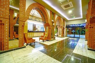 فان سان لایف سیدکس بارباروس پاشاس بیچ ساید