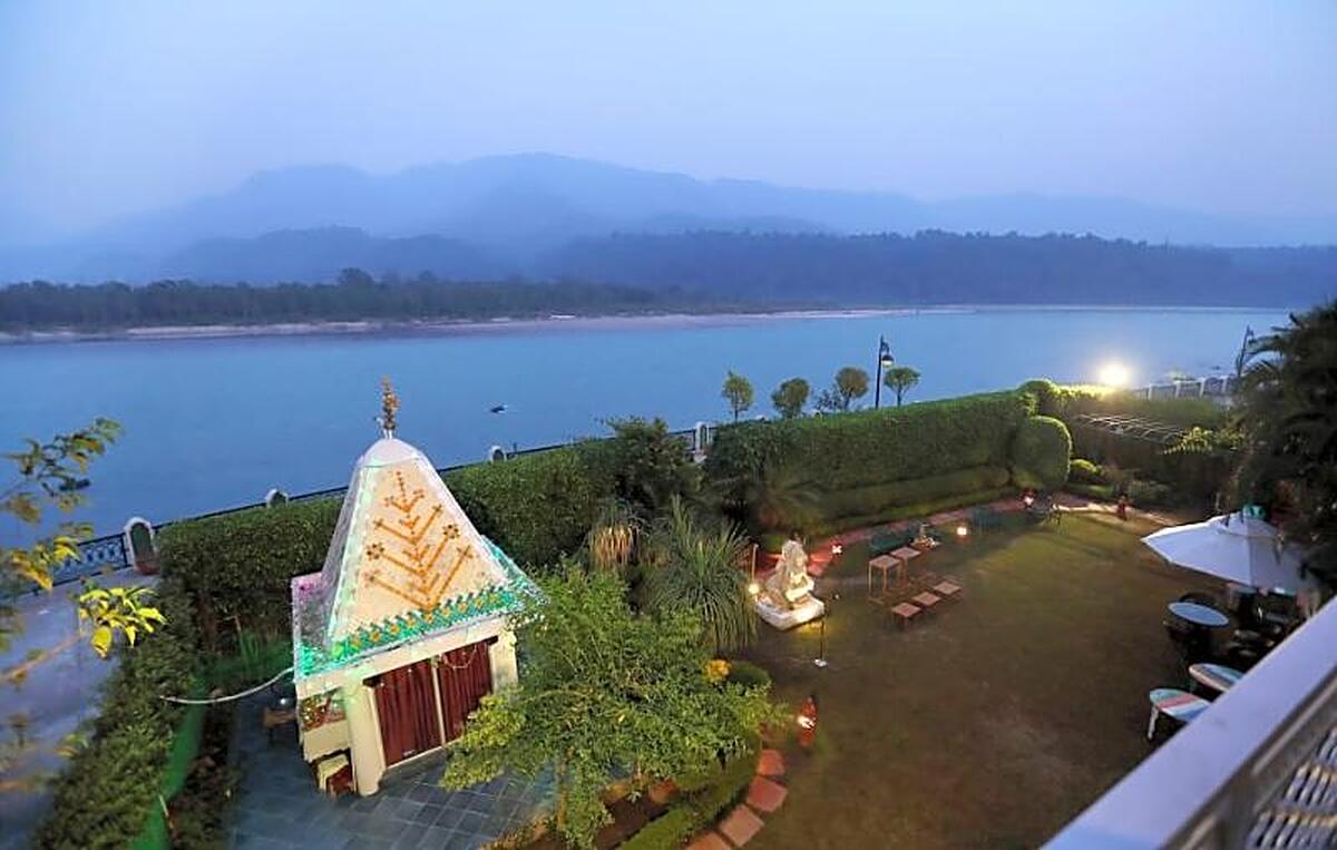 GANGA KINARE BY HOLYWATER HOTELS