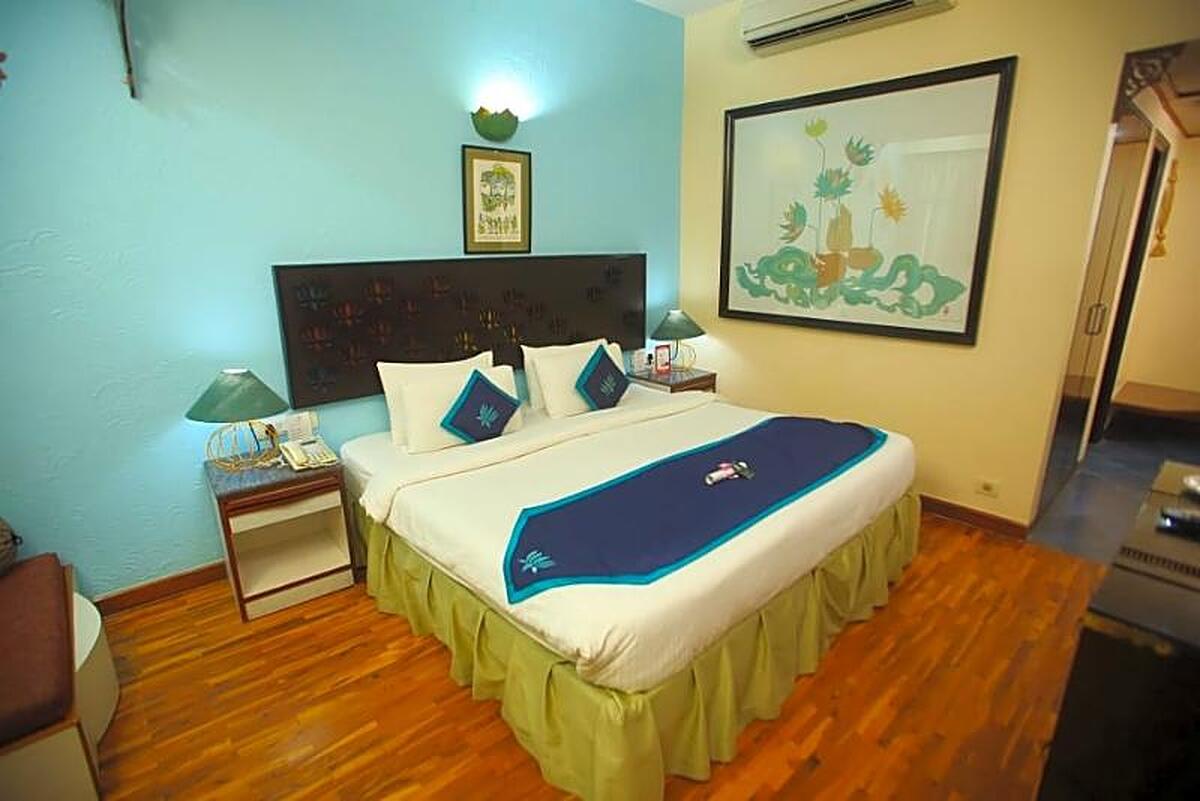GANGA KINARE BY HOLYWATER HOTELS