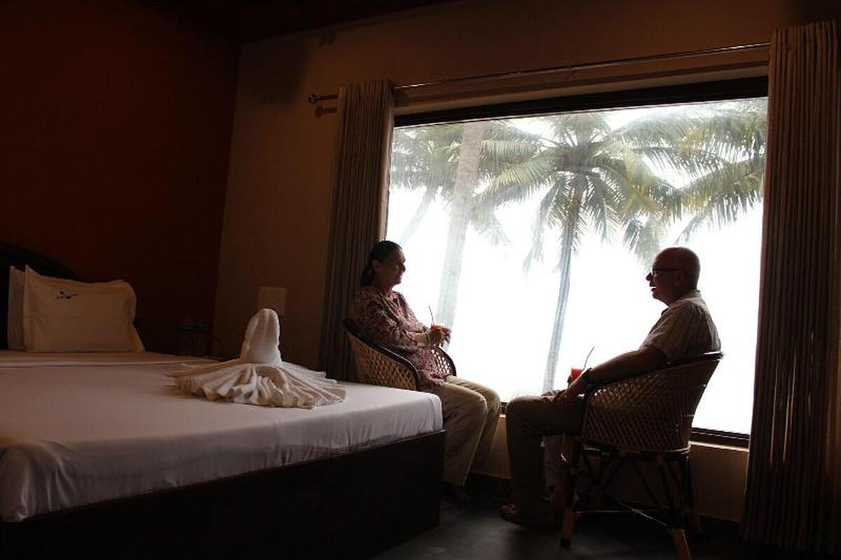 WOODHOUSE BEACH RESORT