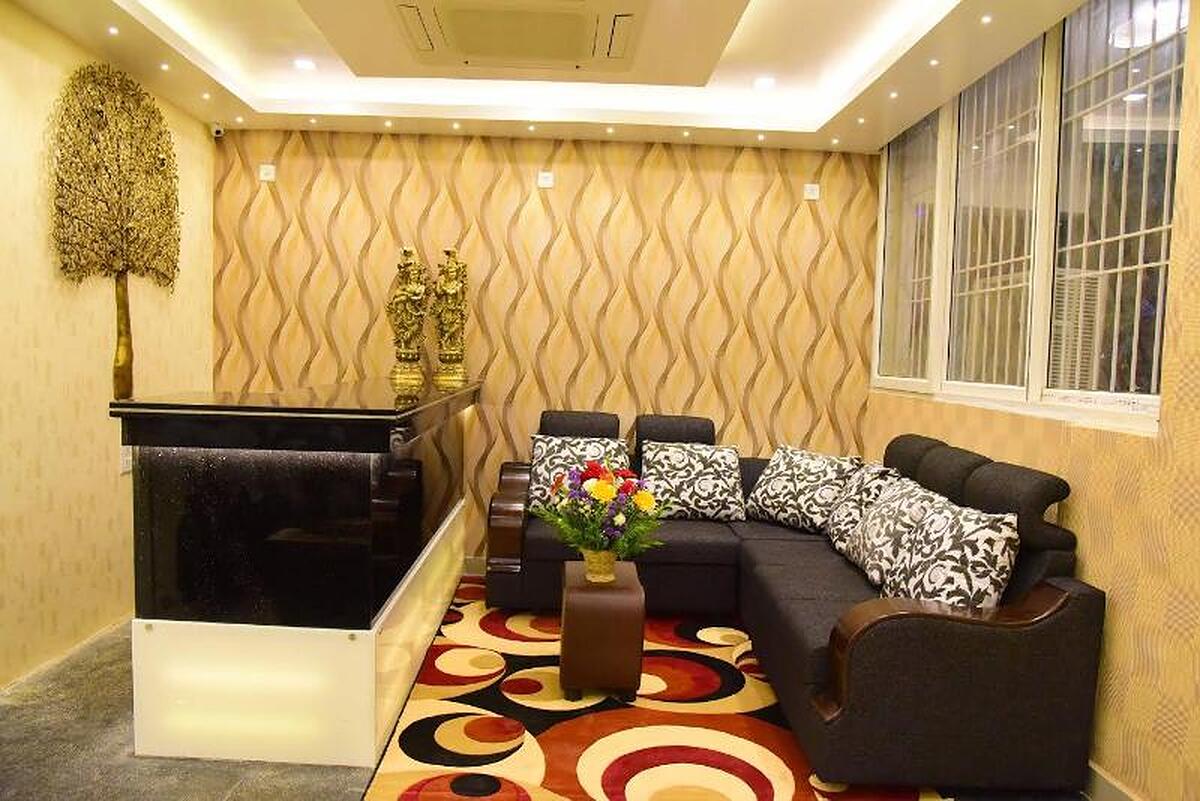SUMITH PALACE