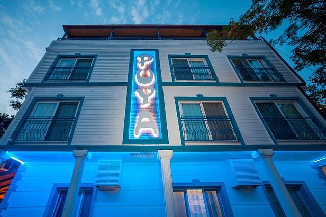 Hotel Puya