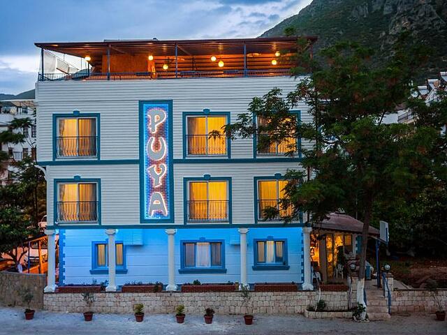 Hotel Puya