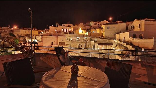 Jerveni Cave Hotel