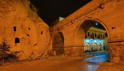 Jerveni Cave Hotel