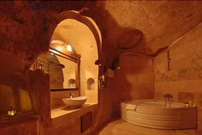 Jerveni Cave Hotel