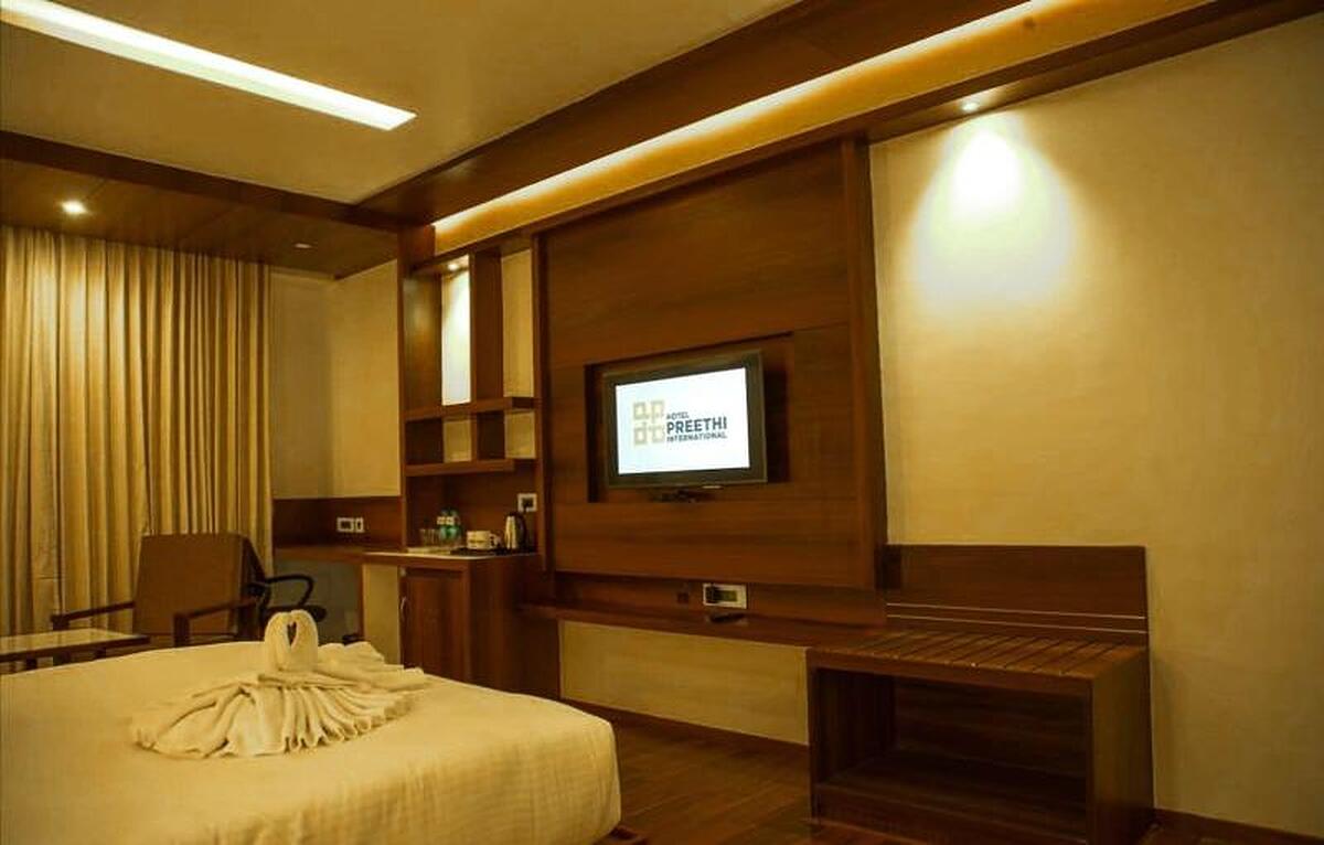 Hotel Preethi International