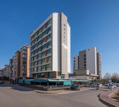 آنلی هتل آنتالیا