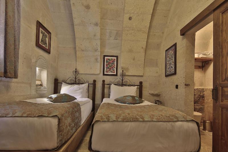 Aren Cave Hotel