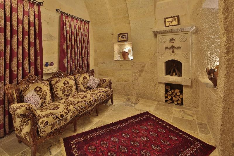 Aren Cave Hotel