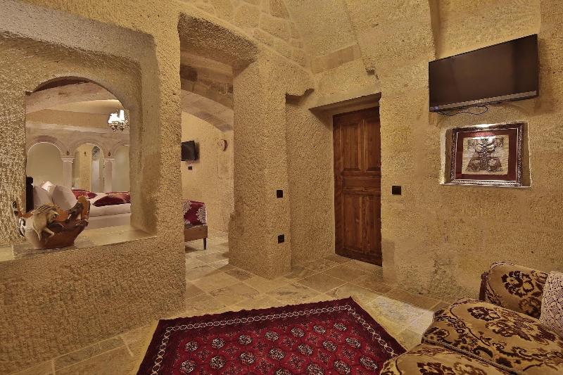 Aren Cave Hotel