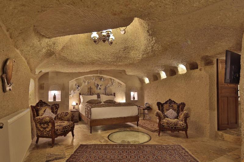 Aren Cave Hotel