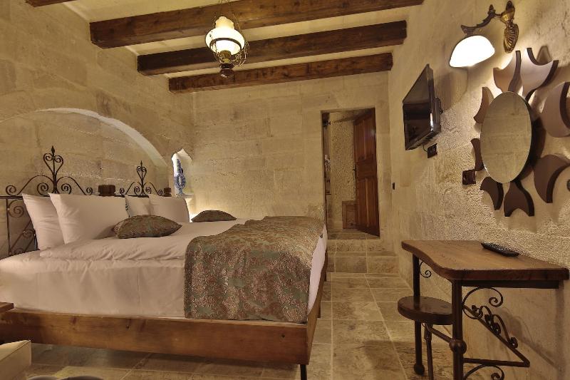 Aren Cave Hotel