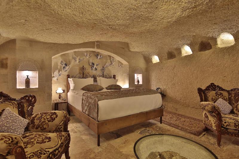 Aren Cave Hotel