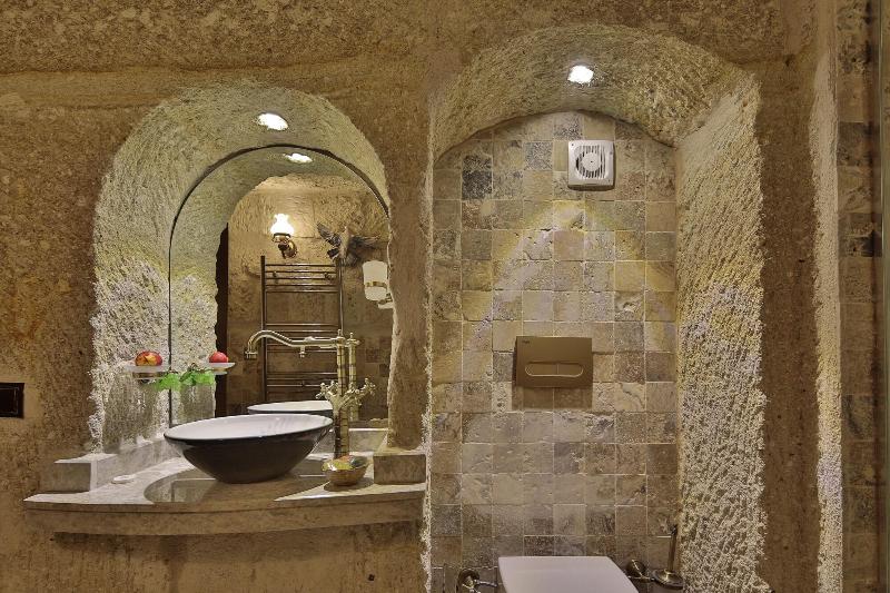 Aren Cave Hotel