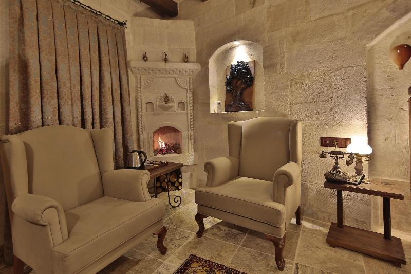 Aren Cave Hotel