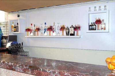 KLEOPATRA HERMES HOTEL