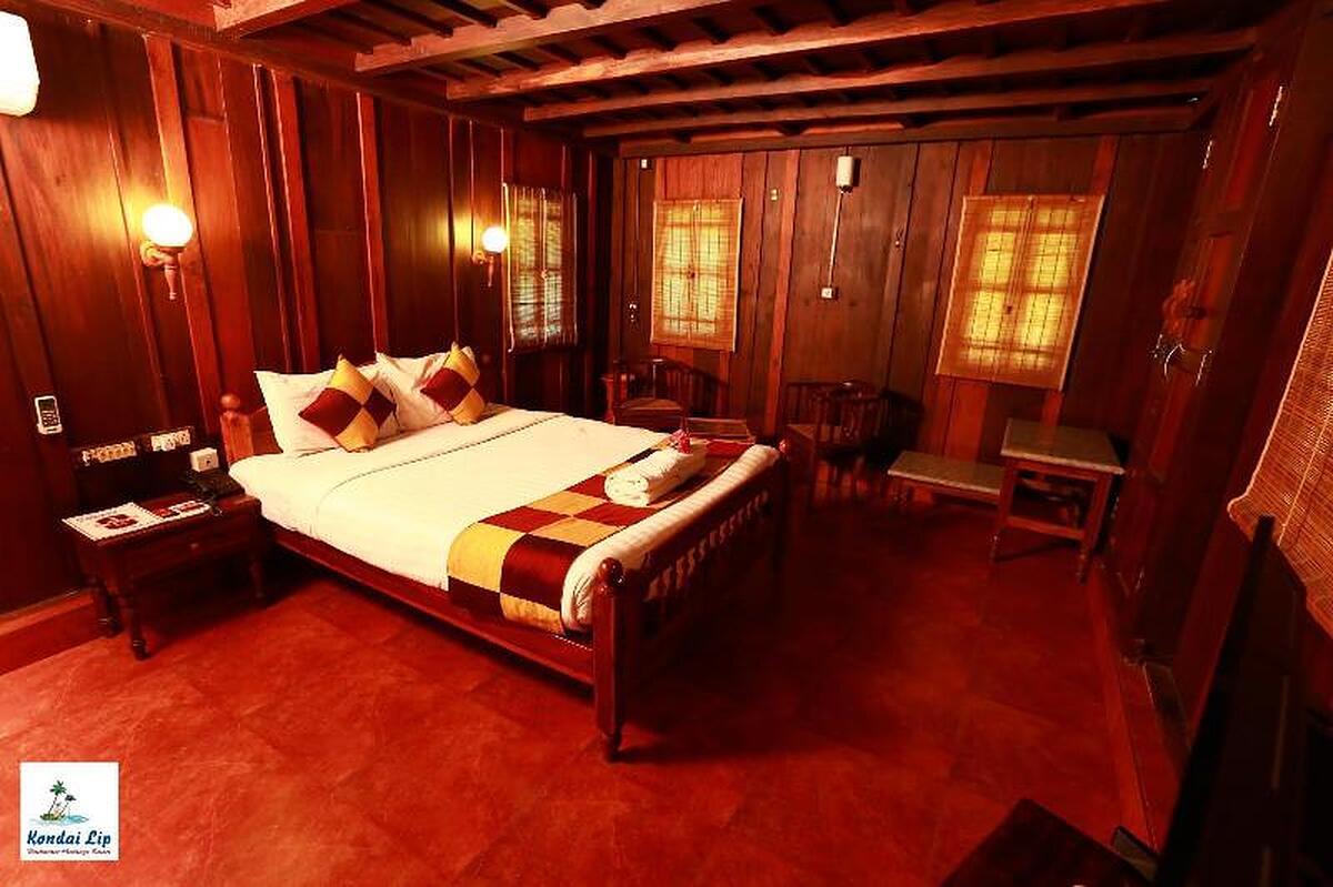 Kondai Lip Backwater Heritage Resort Kerala