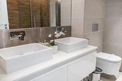 FAM Living - Bluewaters Island