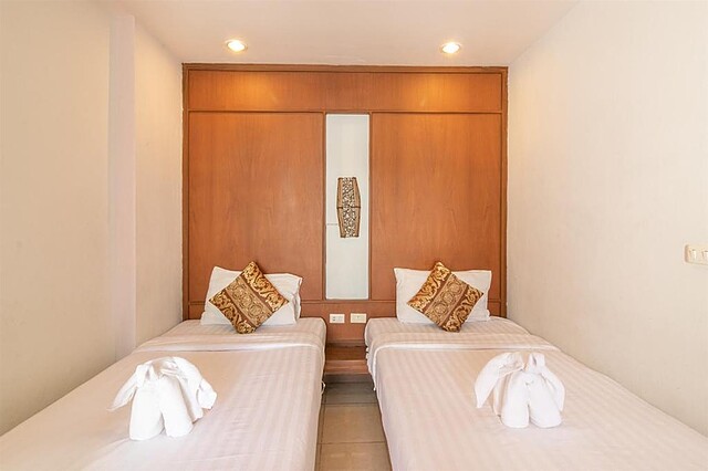 Lotus hotel Patong