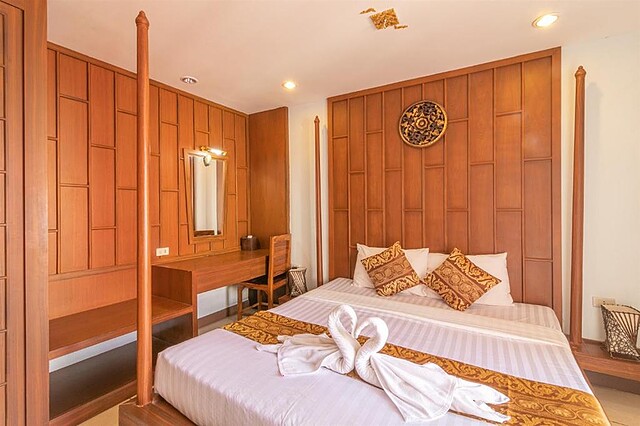 Lotus hotel Patong