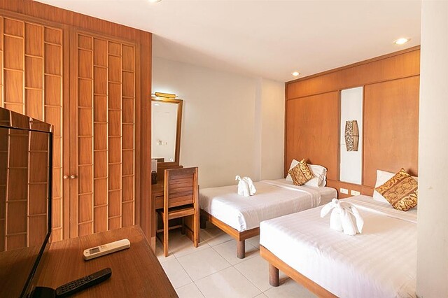 Lotus hotel Patong