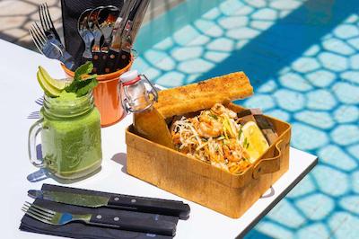 Radisson Red Dubai Silicon Oasis