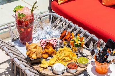 Radisson Red Dubai Silicon Oasis