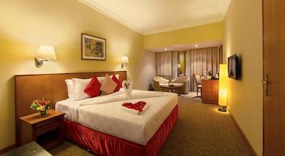 Sun & Sky Al Rigga Hotel