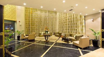 Sun & Sky Al Rigga Hotel