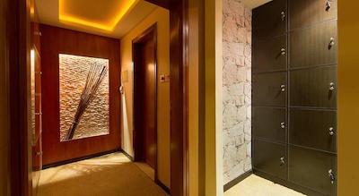 Sun & Sky Al Rigga Hotel