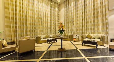 Sun & Sky Al Rigga Hotel