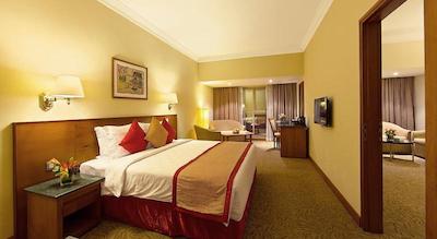 Sun & Sky Al Rigga Hotel