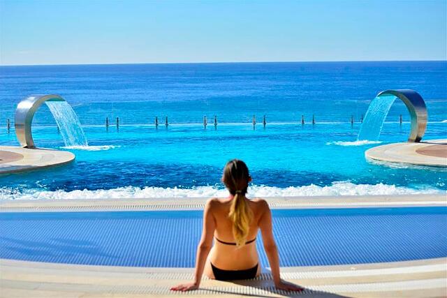 Elite Luxury Suite & Spa Hotel