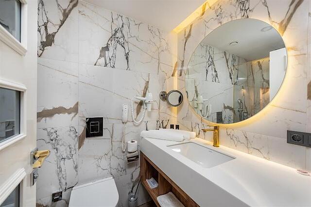 Elite Luxury Suite & Spa Hotel