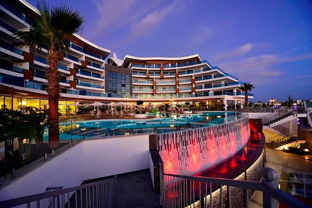 Elite Luxury Suite & Spa Hotel