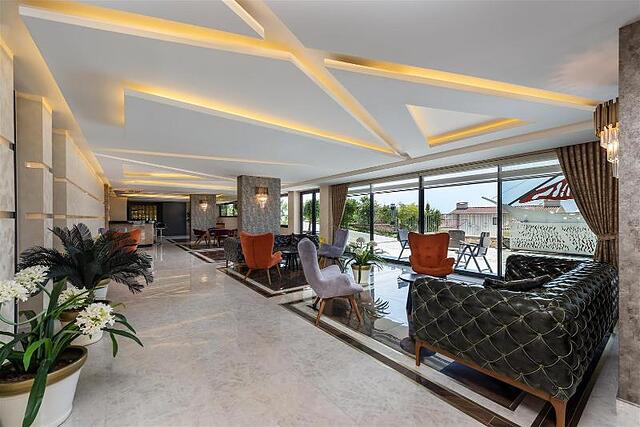 Elite Luxury Suite & Spa Hotel