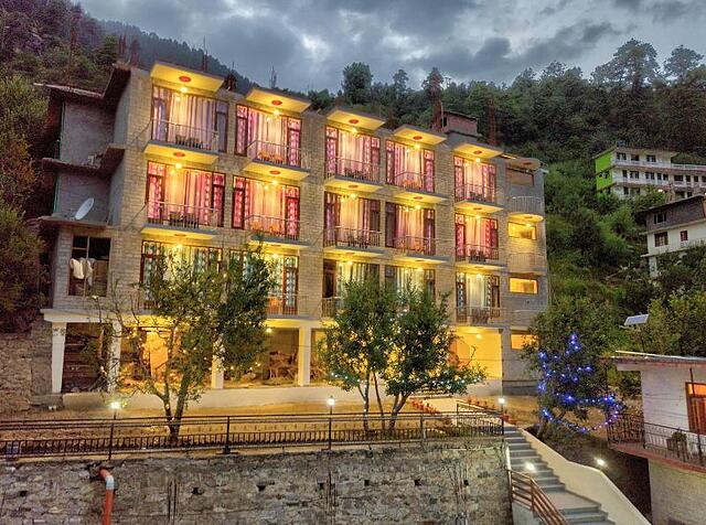 Himalayan Apple Zone Hotel