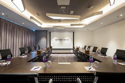 پارک رجیس بیزینس بی هتل