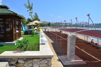 THE MARILIS HILL RESORT HOTEL & SPA