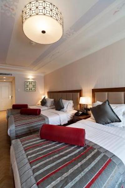 گلدن ایج هتل