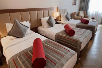 گلدن ایج هتل